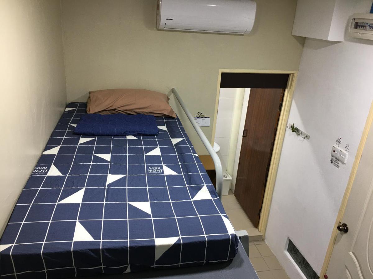 Quadruple Room with Private Bathroom