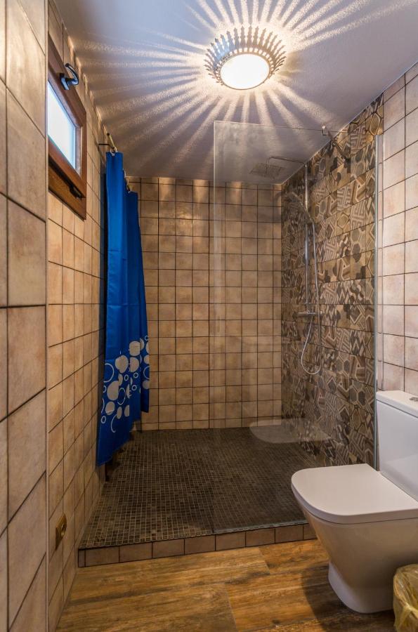 Driepersoonskamer met Eigen Badkamer