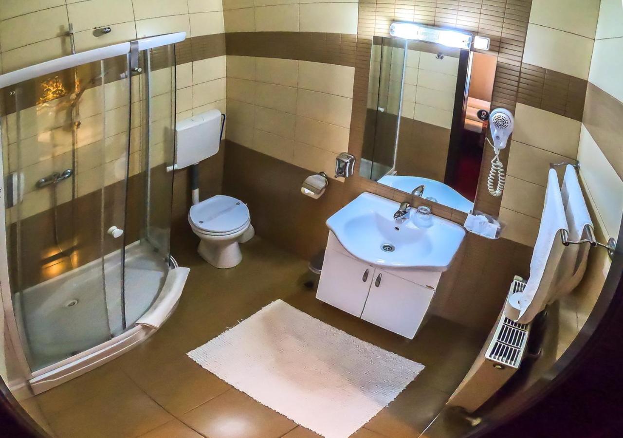 Eenpersoonskamer met Badkamer