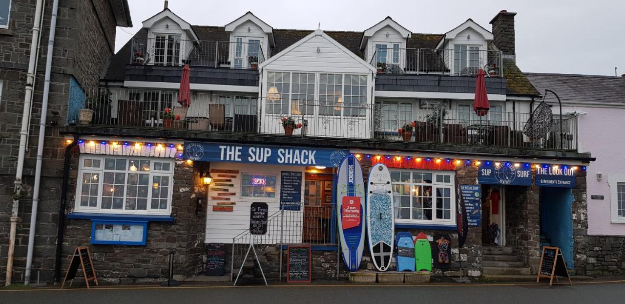 B&B New Quay - The Sup Shack Wellington Inn - Bed and Breakfast New Quay