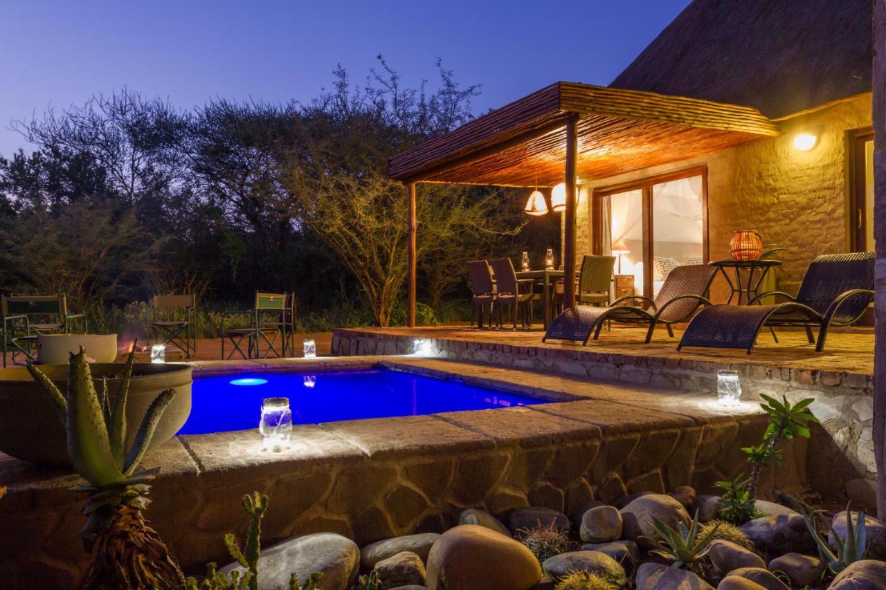 B&B Hoedspruit - Zebra Lodge & Giraffe Lodge - Bed and Breakfast Hoedspruit