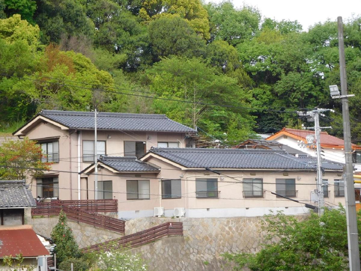 ゲストハウス尾道ポポー Guesthouse Onomichi Pawpaw - Chambres d’hôtes