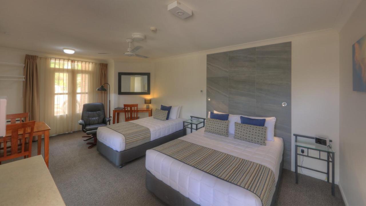 Deluxe Double or Twin Room with Balcony