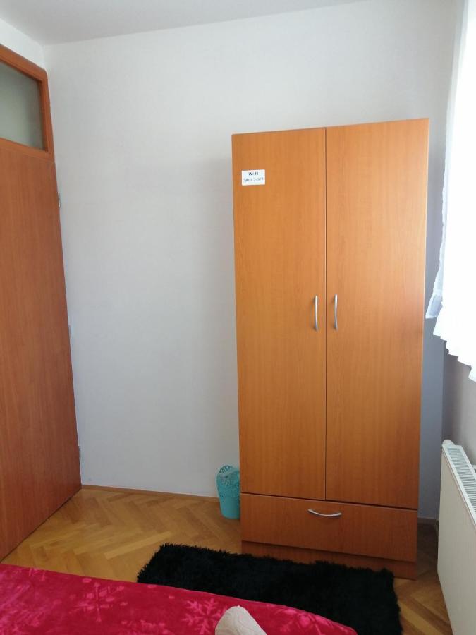 Small Single Room