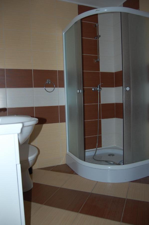 Two-Bedroom Apartment (4 Adults)