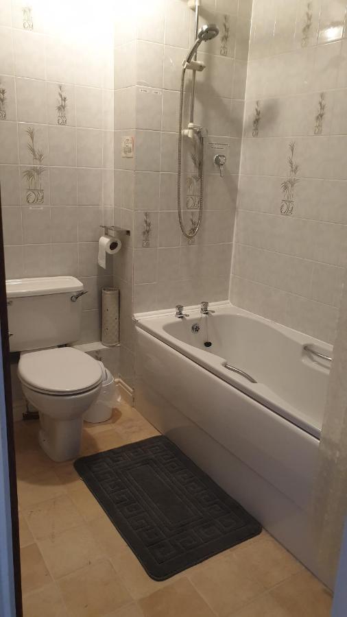 Driepersoonskamer met Badkamer
