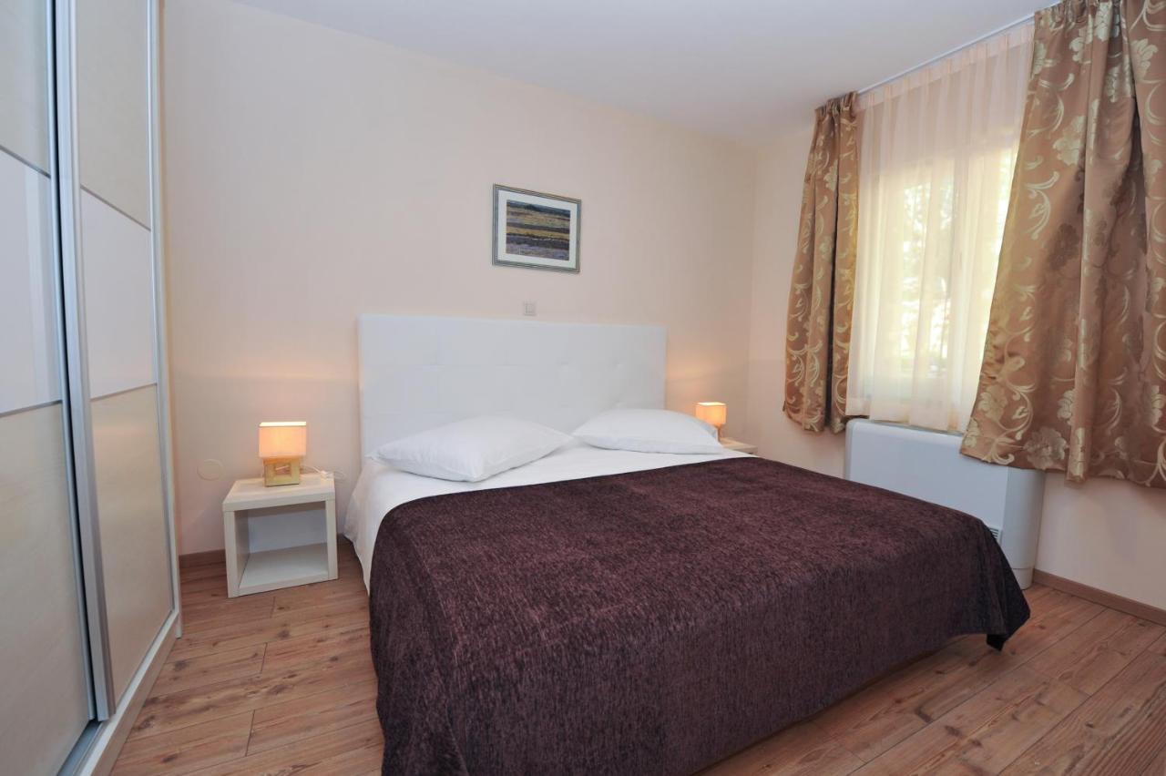 Appartement met 2 Slaapkamers en Uitzicht op Zee