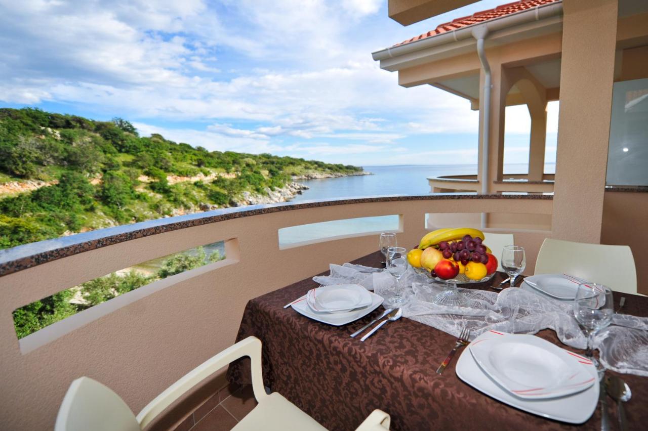 Appartamento con 2 Camere da Letto e Balcone (5 Adulti)