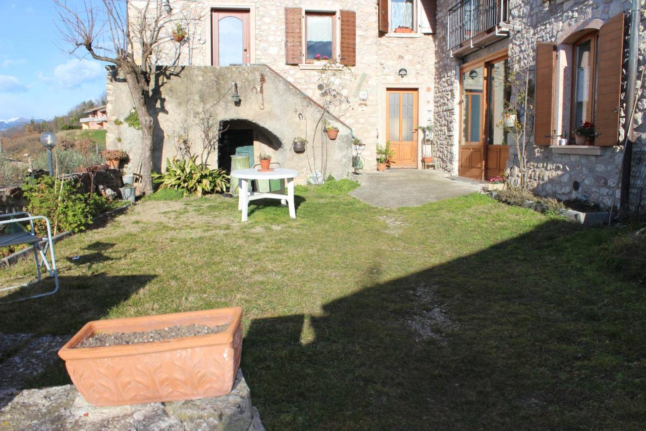 Lovelyflat II Albisano - Bed and Breakfast