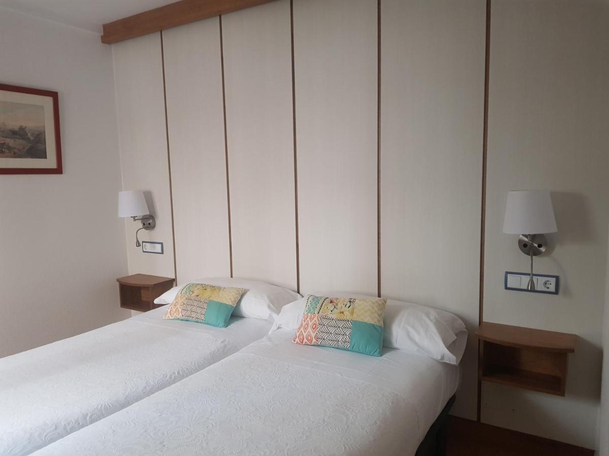 Tweepersoonskamer met 2 Aparte Bedden