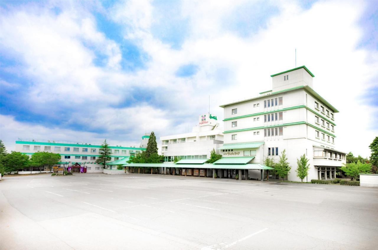 Hotel Apple Land - Bed and Breakfast Hirakawa