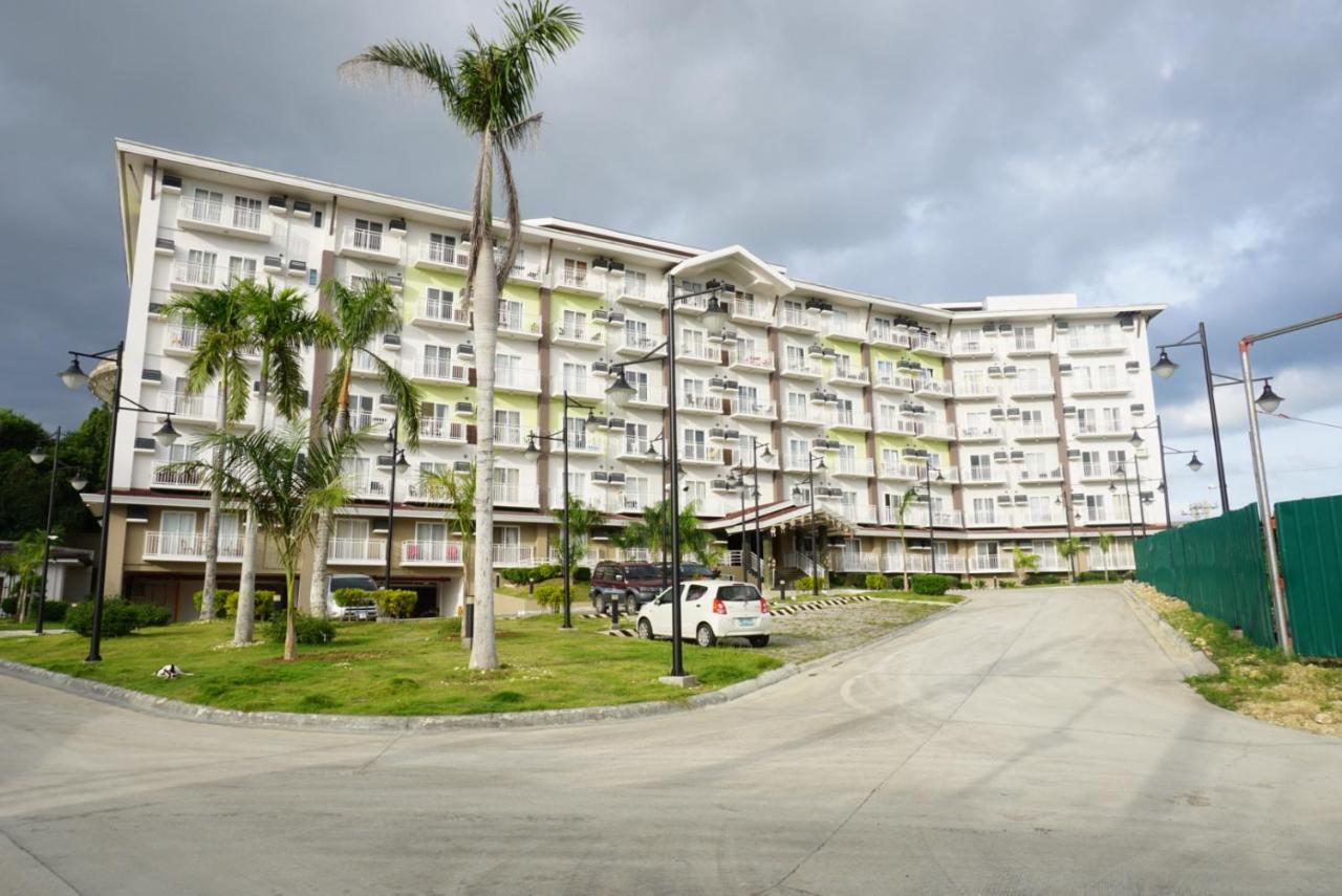 Cozy condo unit 5mins from Mactan Cebu Int'l Airport with Netflix - B&B Mactan