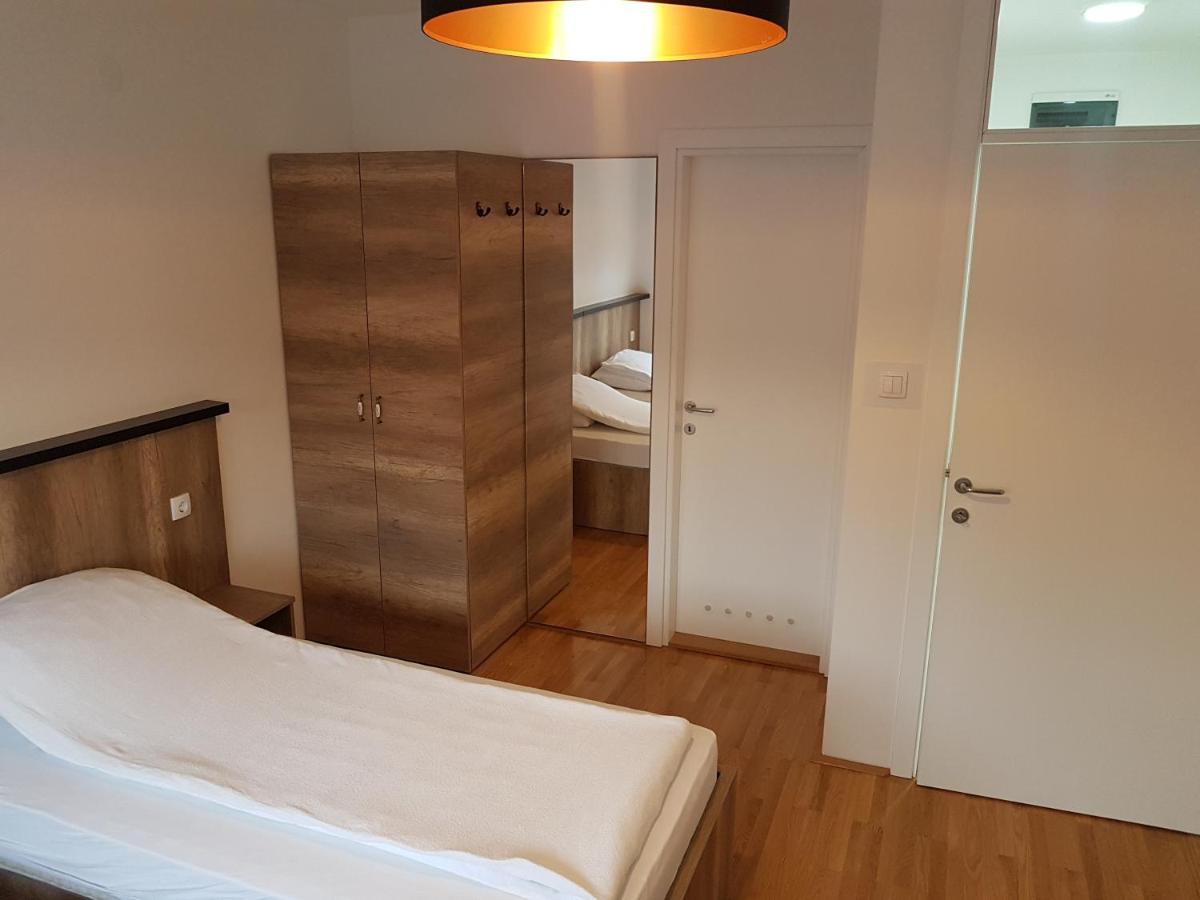 Double or Twin Room with Bathroom