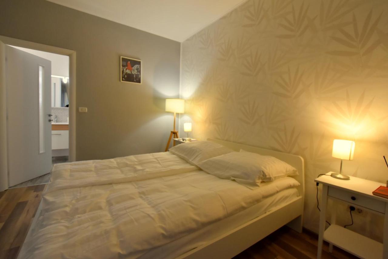 B&B Timisoara - Neferprod Apartments - IS - CAM 04 - Bed and Breakfast Timisoara