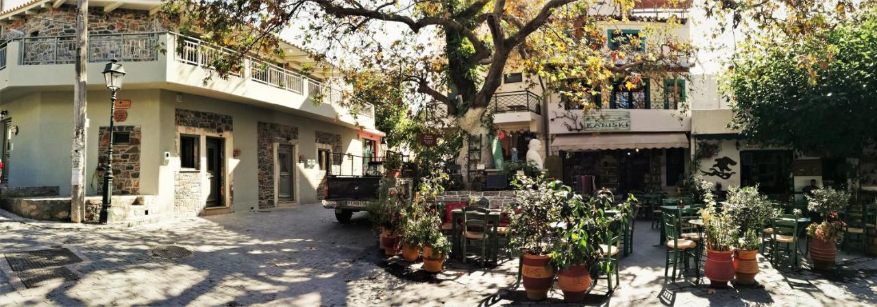 Perachori Boutique Studios - Bed and Breakfast
