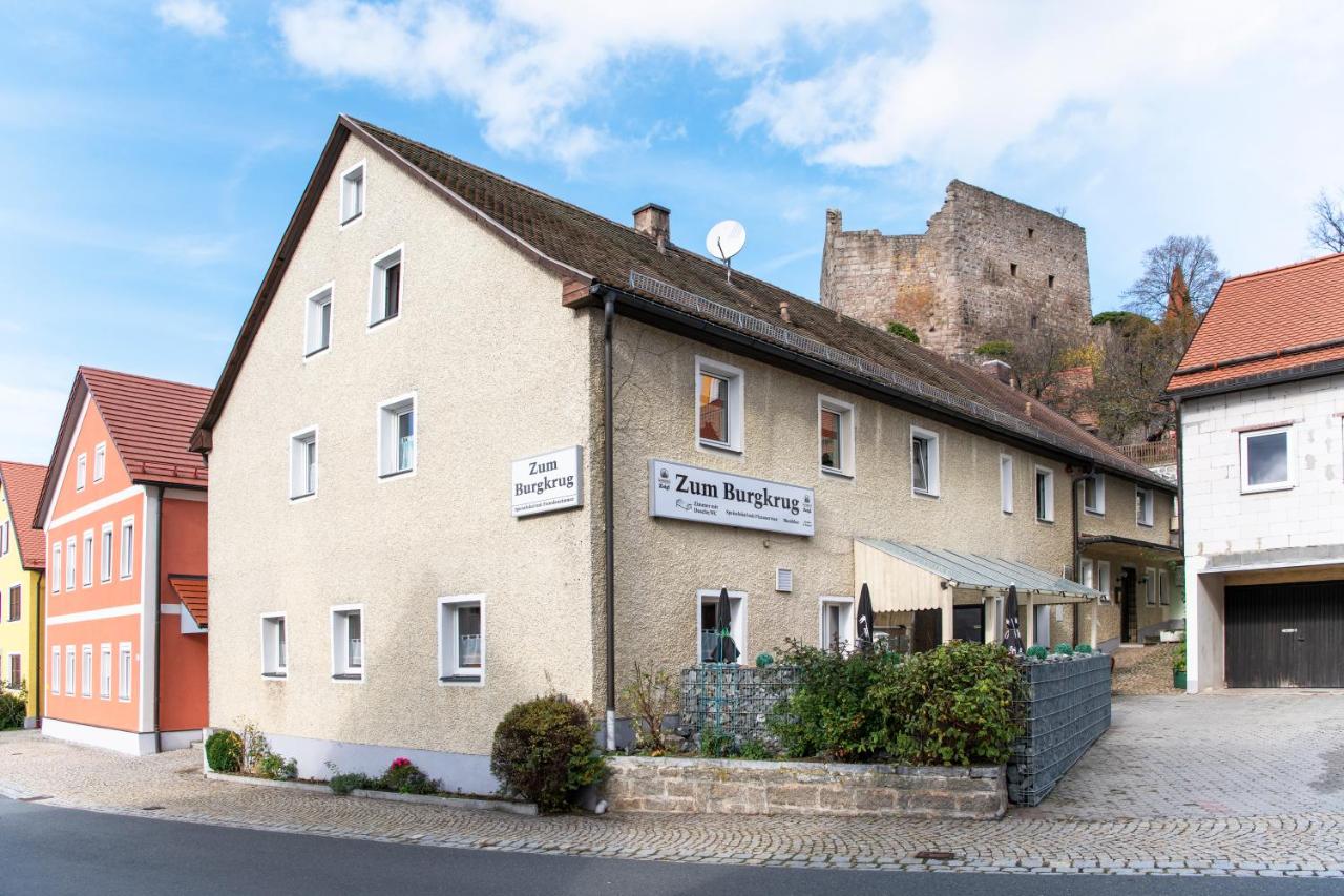 B&B Leuchtenberg - Gasthof Zum Burgkrug - Bed and Breakfast Leuchtenberg