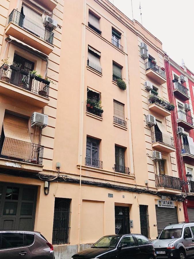 Rio Turia Skatehouse - B&B Valencia