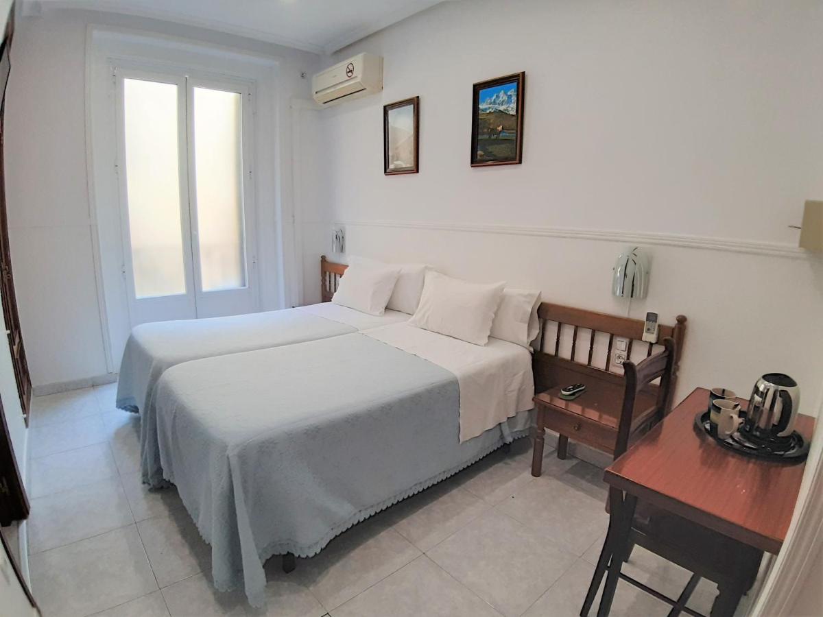 Zweibettzimmer