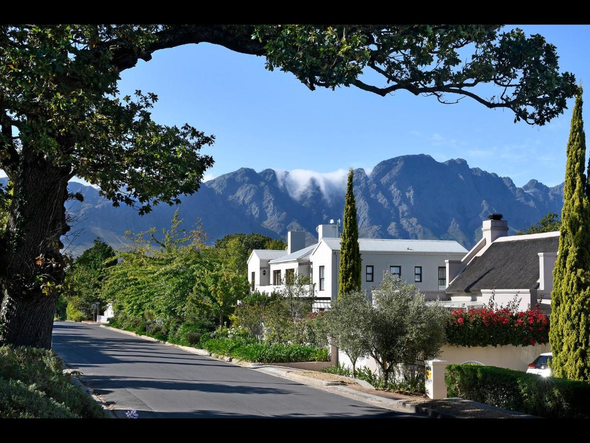 Sorbonne 1 - No loadshedding - B&B Franschhoek