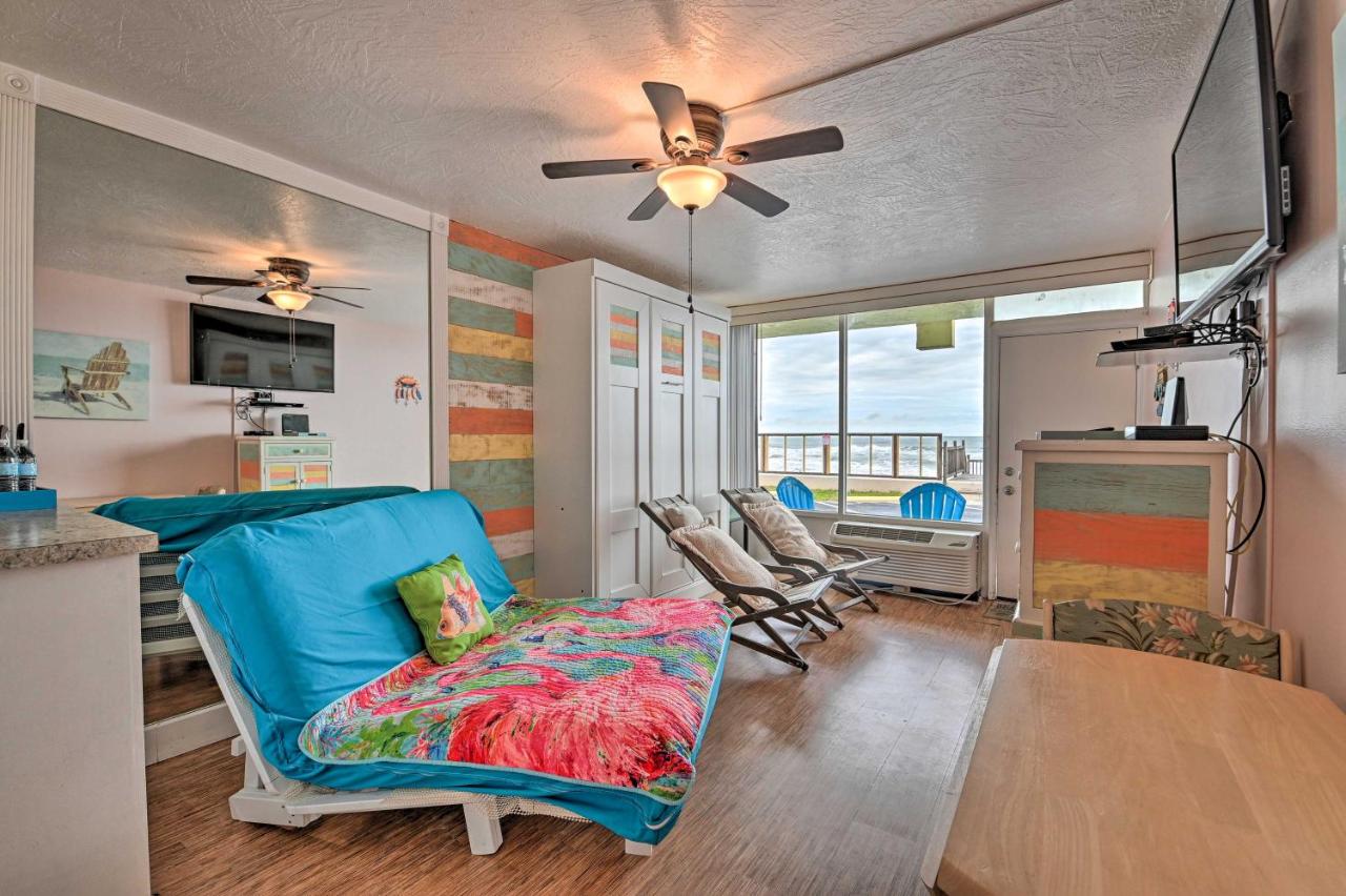 B&B Ormond Beach - Cozy Studio on Ormond Beach Oceanfront with Pool - Bed and Breakfast Ormond Beach