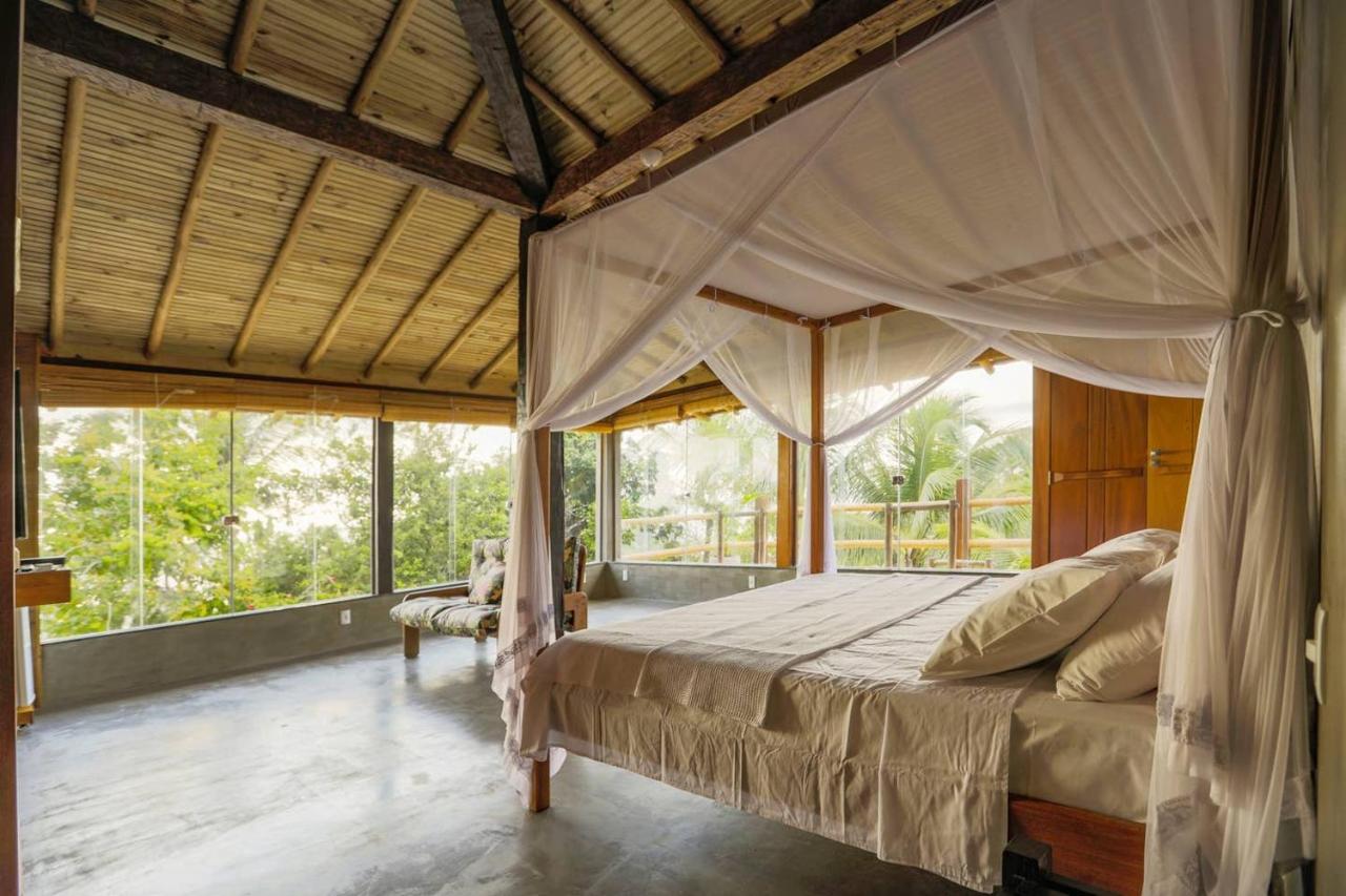 Suite Lit King-Size - Vue sur Mer