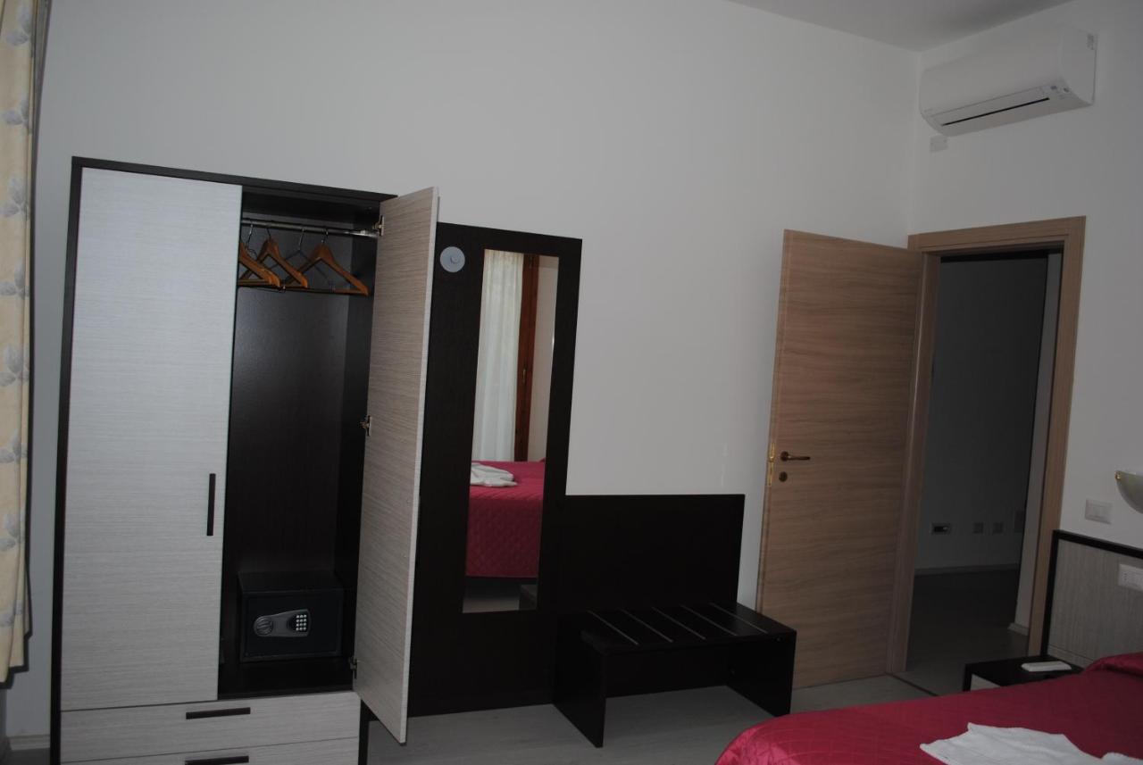 Standard Double Room - Ground Floor
