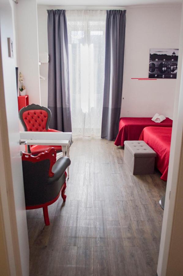 Chambre Triple - Vue sur Ville