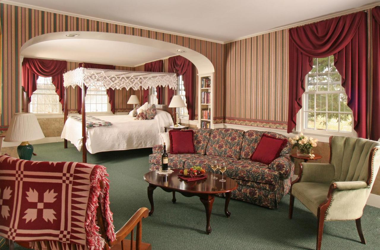 King Room with Spa Bath