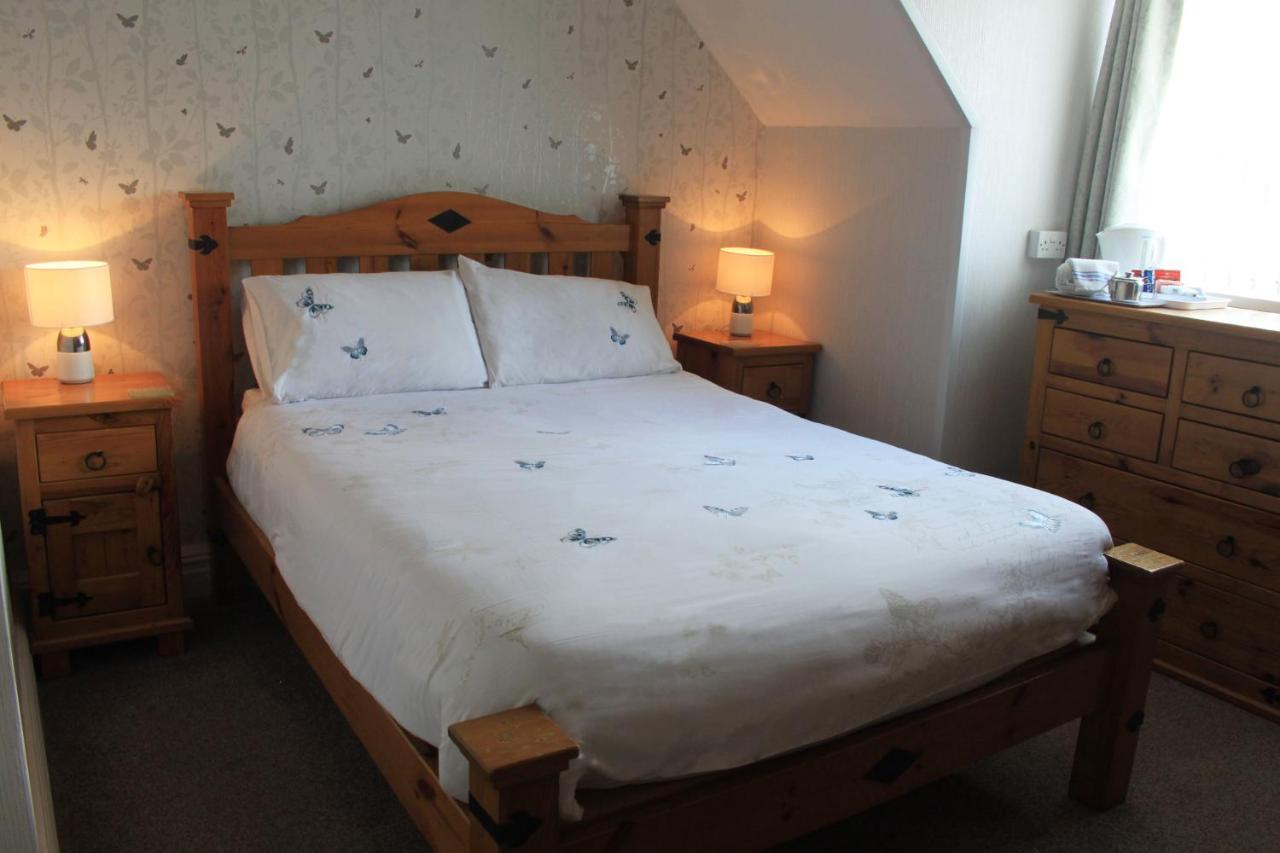 Double Room with En-Suite Shower