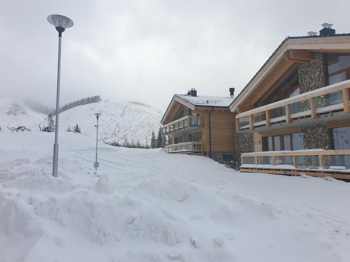 Chalets VIVA Jasná & jacuzzi - Chambres d’hôtes