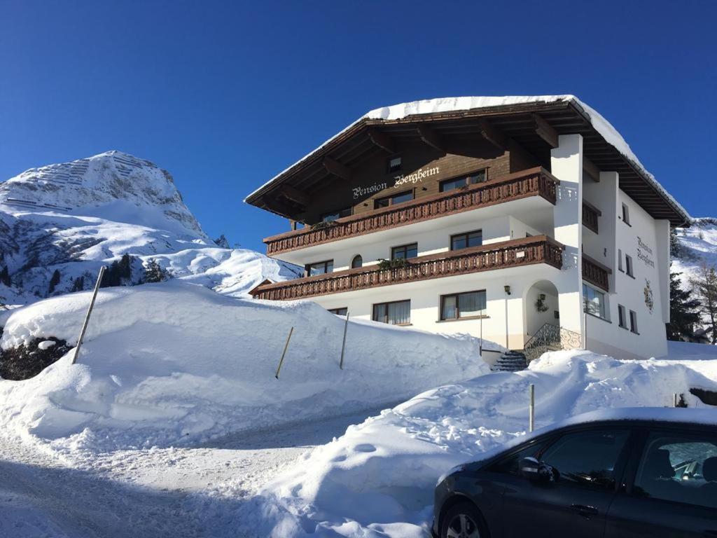 Pension Bergheim - Ferienwohnung Warth am Arlberg
