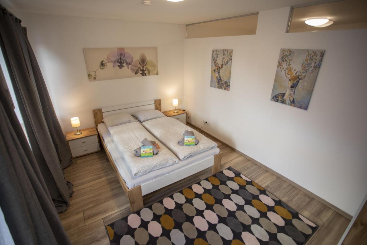Modern Old Town Apartment - Bed and Breakfast
