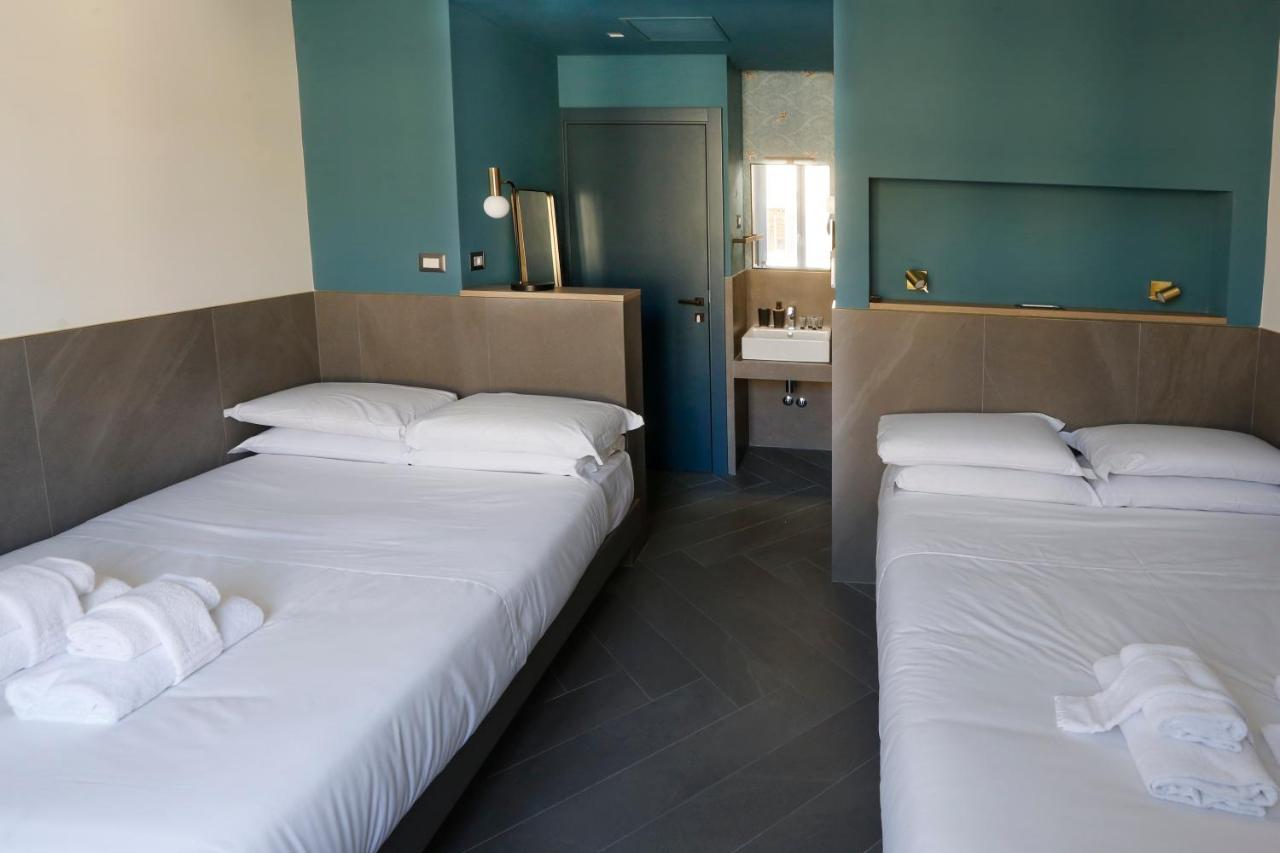 Camera Familiare con Bagno Privato