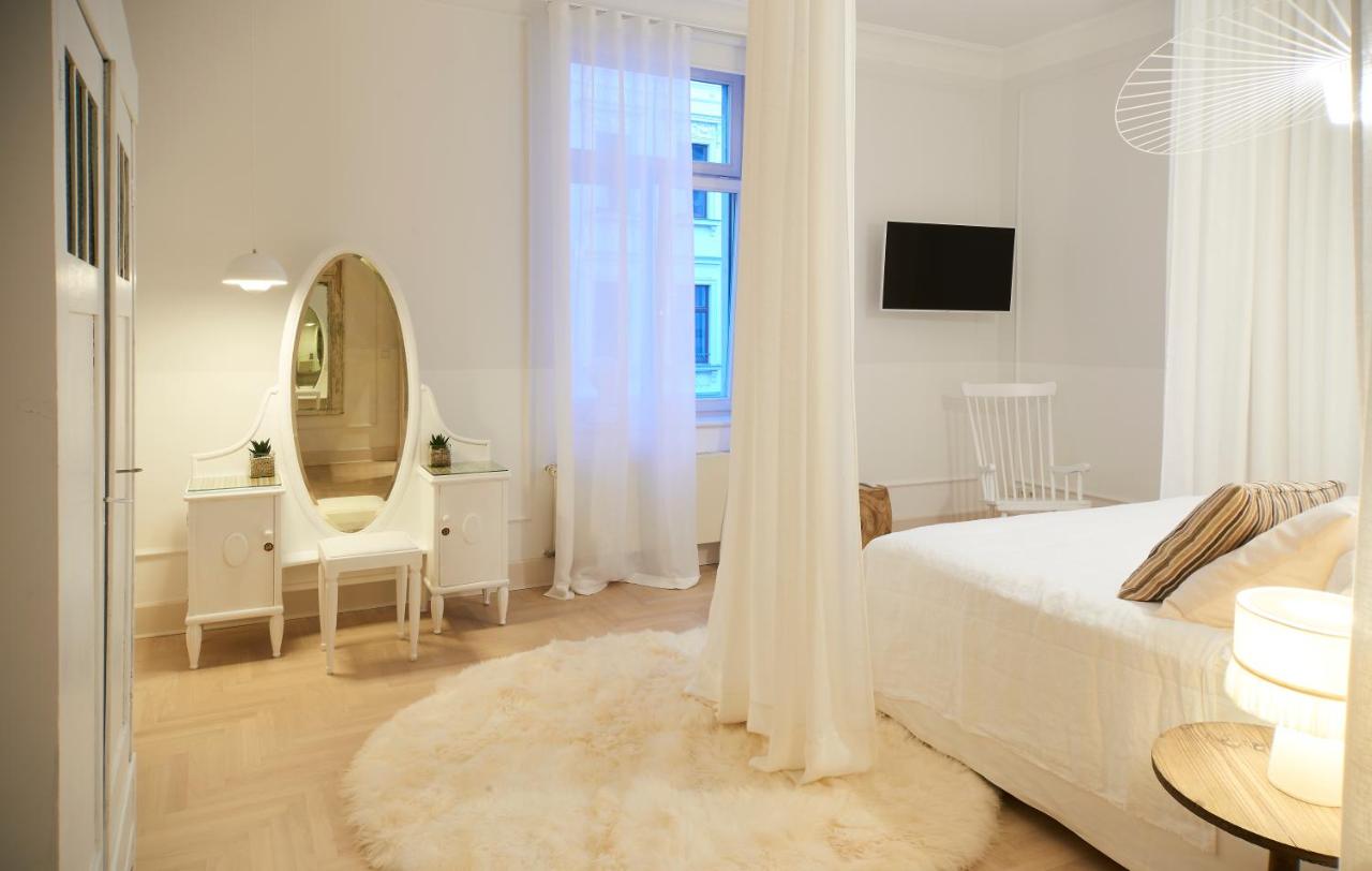Comfort Apartment mit 3 Schlafzimmern - Hinrichsenstrasse 2