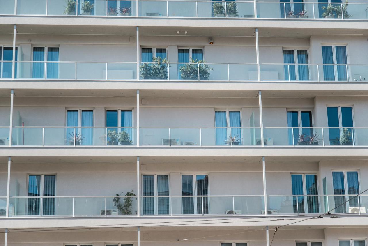 PINACOTA SUITES ATHENS - B&B Atene