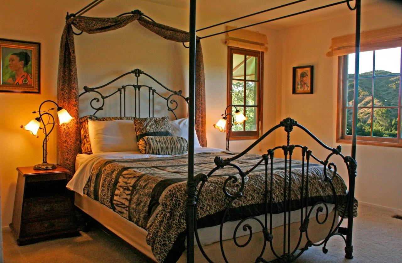Double Room with Four Poster Bed