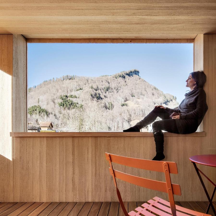 Apartamento con balcón