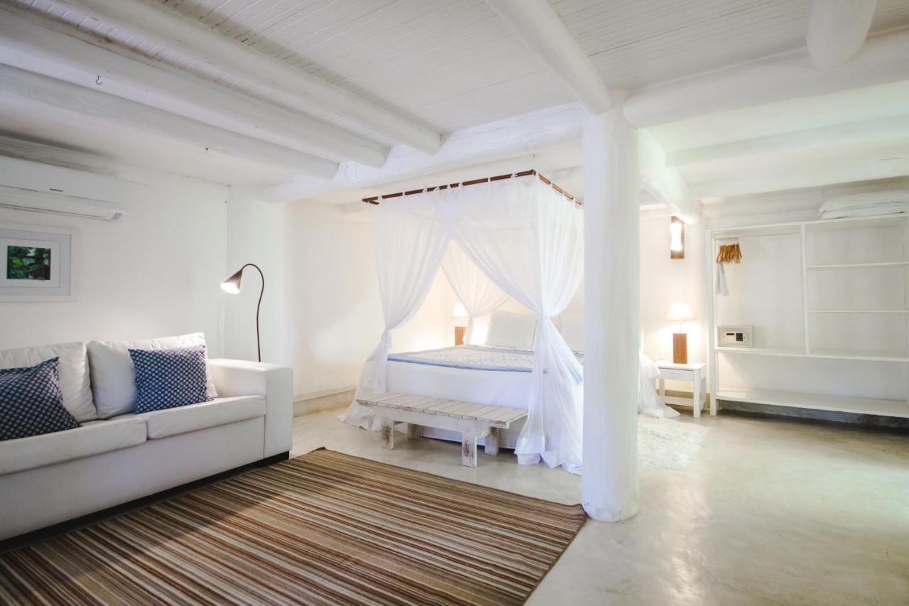 Suite (1-2 Adults)