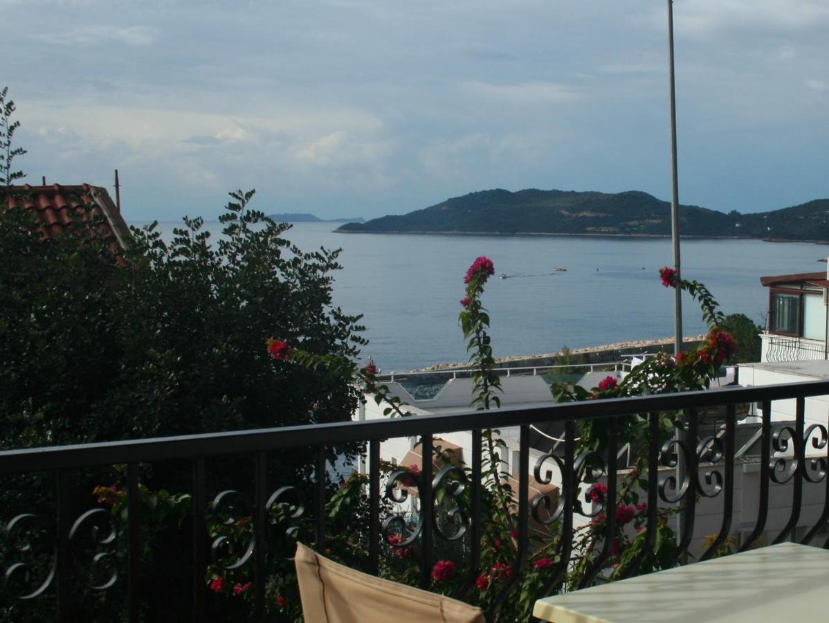 Apartment mit 1 Schlafzimmer und seitlichem Meerblick