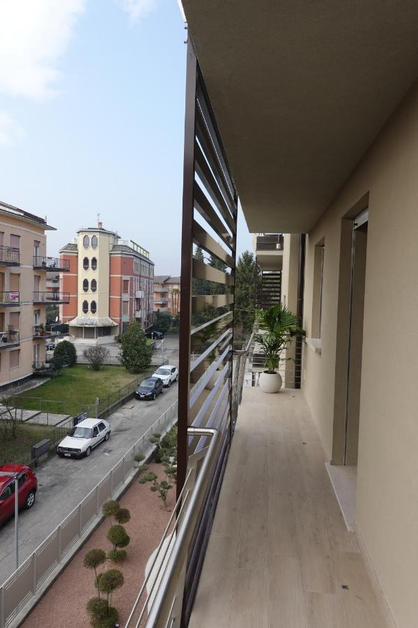 Two-Bedroom Apartment with Balcony