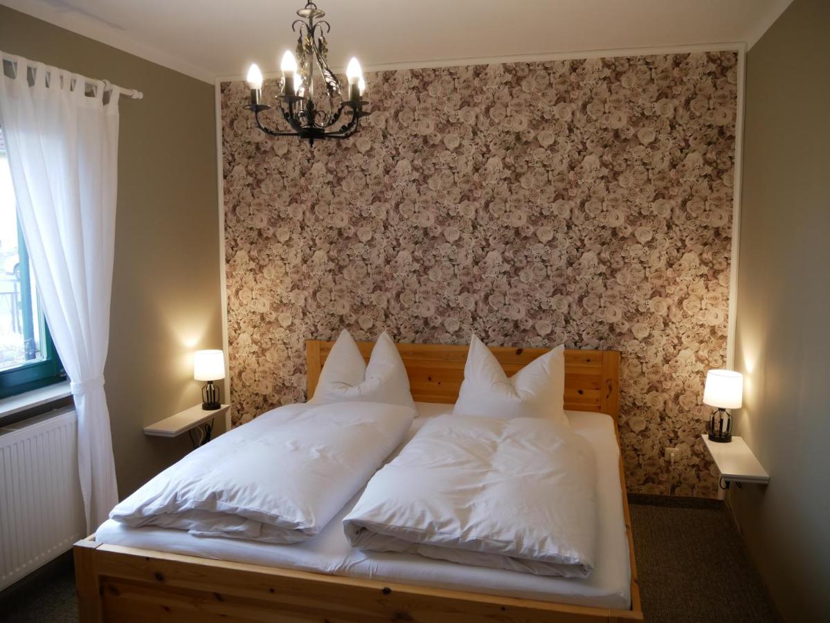 B&B Dresden - Ferienwohnung Muelenz - Bed and Breakfast Dresden