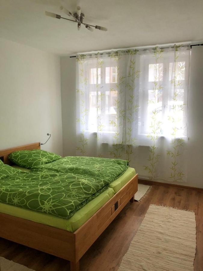 Apartment am Schlosspark - Chambres d’hôtes Egra