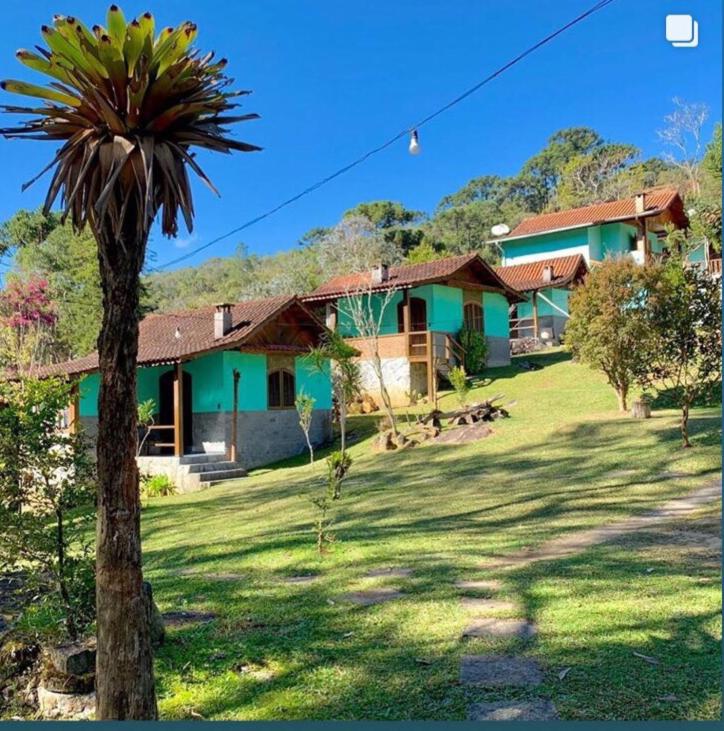 Chalés Aguá Cristalina - Bed and Breakfast