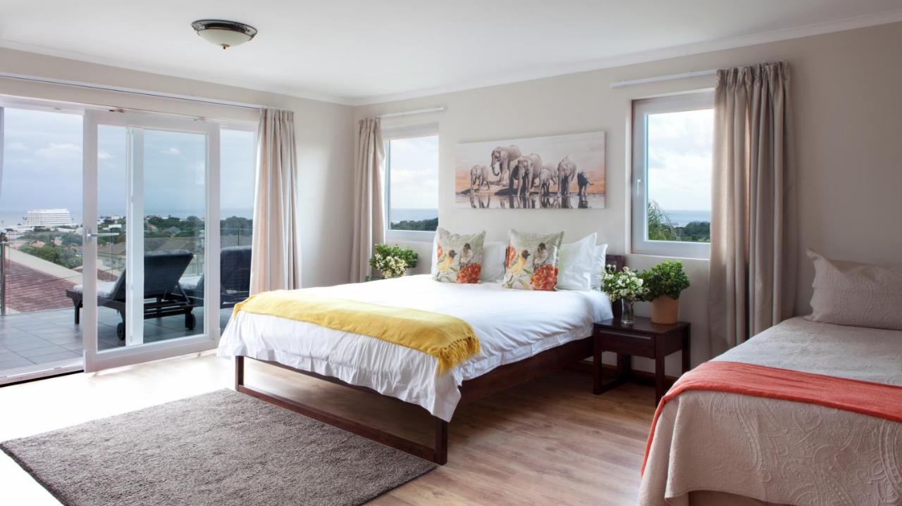 Large Triple Room with Sea View (Elephant Suite)