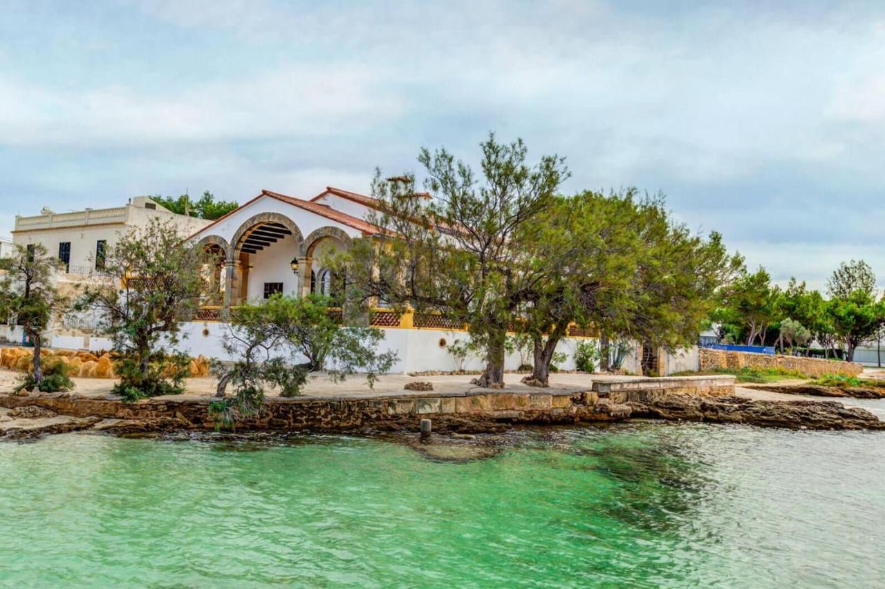 Villa with Sea View