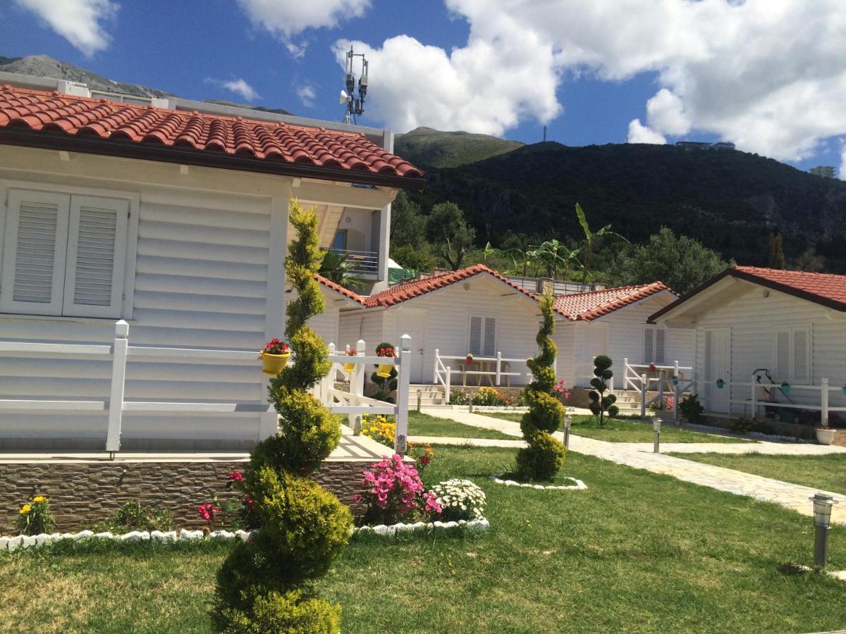 Vela e Bardhe - B&B Dhërmi