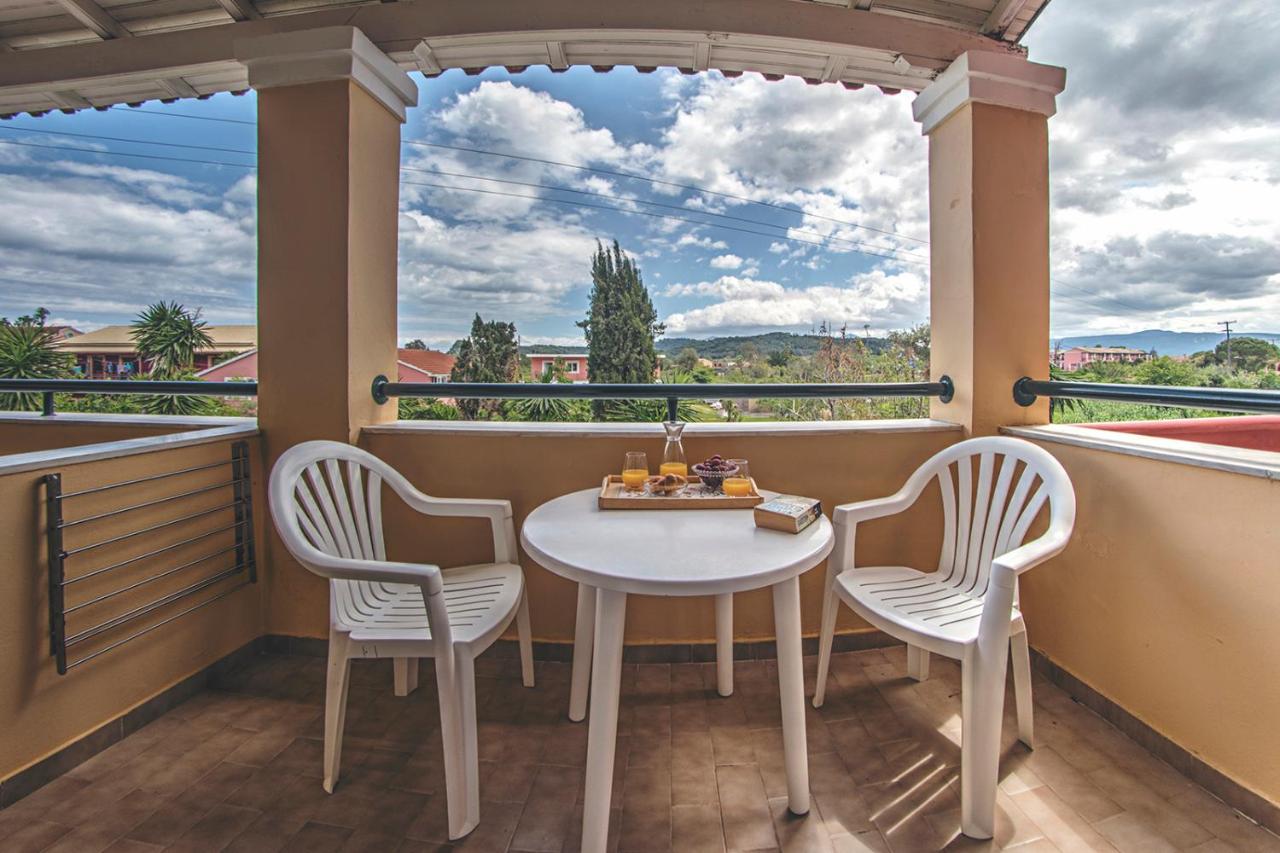 Studio with Garden View