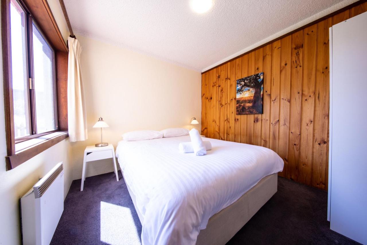 Leski Two-Bedroom Apartment No.6