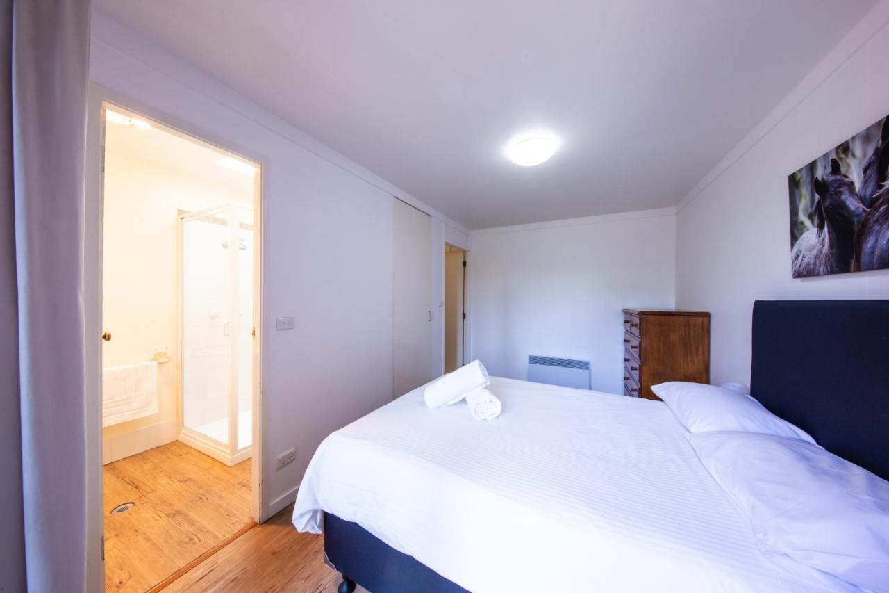 Four-Bedroom House - Leski House