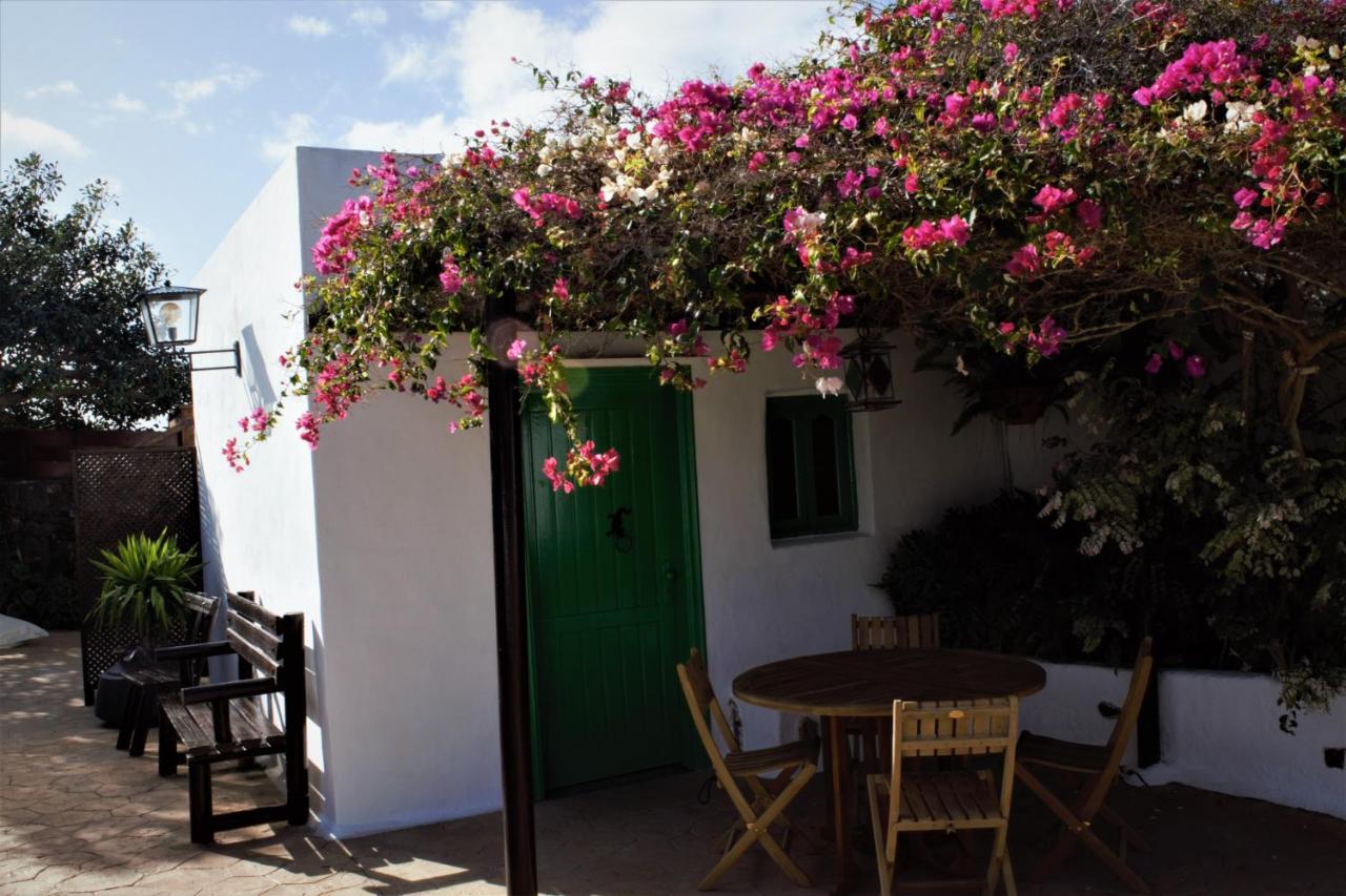 BUGANVILLA MOLINO - Ferienwohnung Tinajo